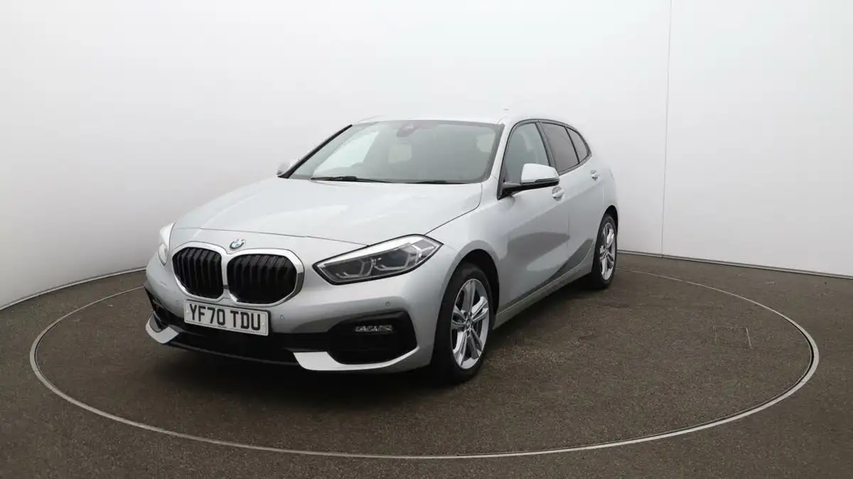 2020-bmw-1-series-big-30