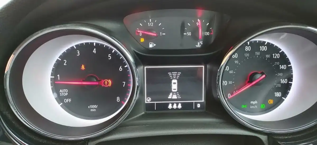 2019-vauxhall-astra-14i-16v-turbo-sri-ss-sport-tourer-auto-big-20