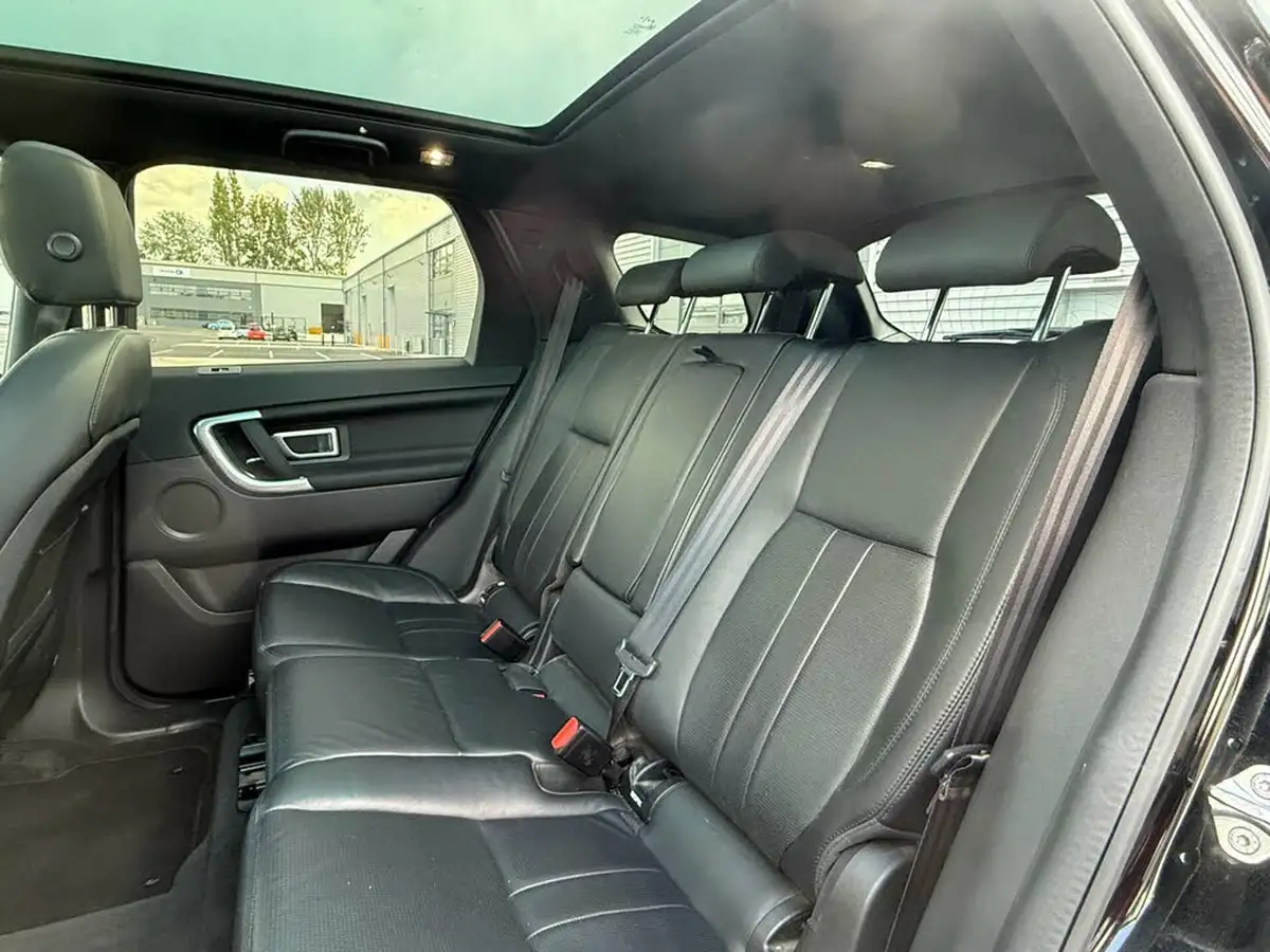 2019-land-rover-discovery-sport-20td4-landmark-big-39