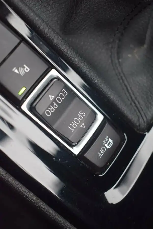 2021-bmw-x1-20-xdrive20i-xline-big-13