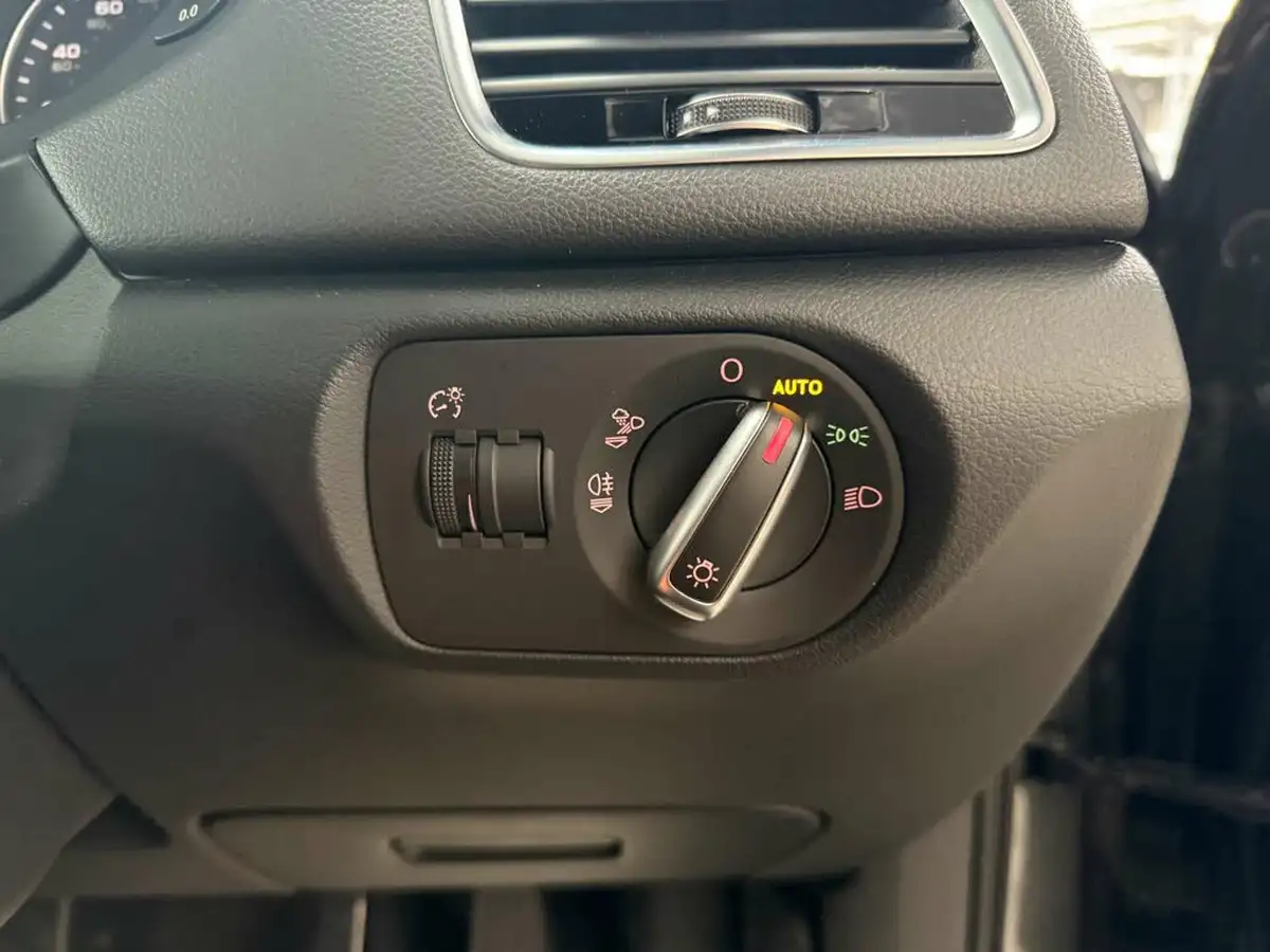 2017-audi-q3-20-tdi-quattro-s-line-edition-150ps-tronic-big-25