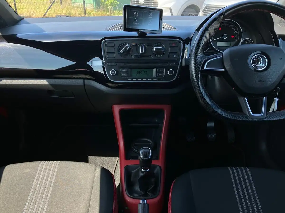 2016-skoda-citigo-10-mpi-monte-carlo-3d-big-19
