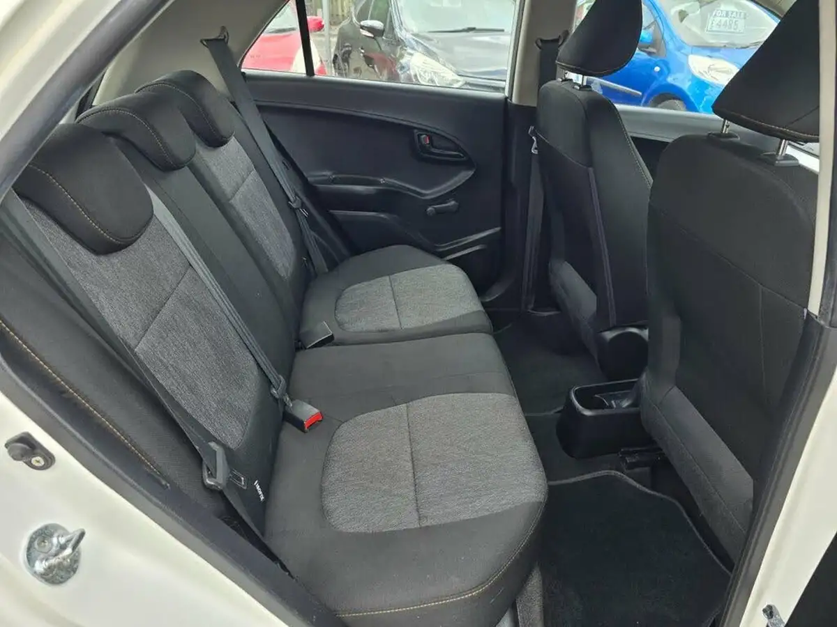 2016-kia-picanto-10-picanto-1-5d-big-20
