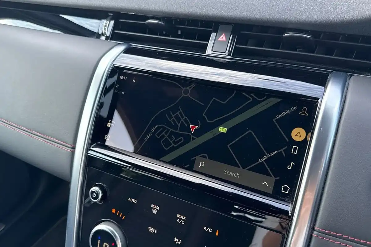 2023-land-rover-discovery-sport-20-d200-dynamic-hse-big-11