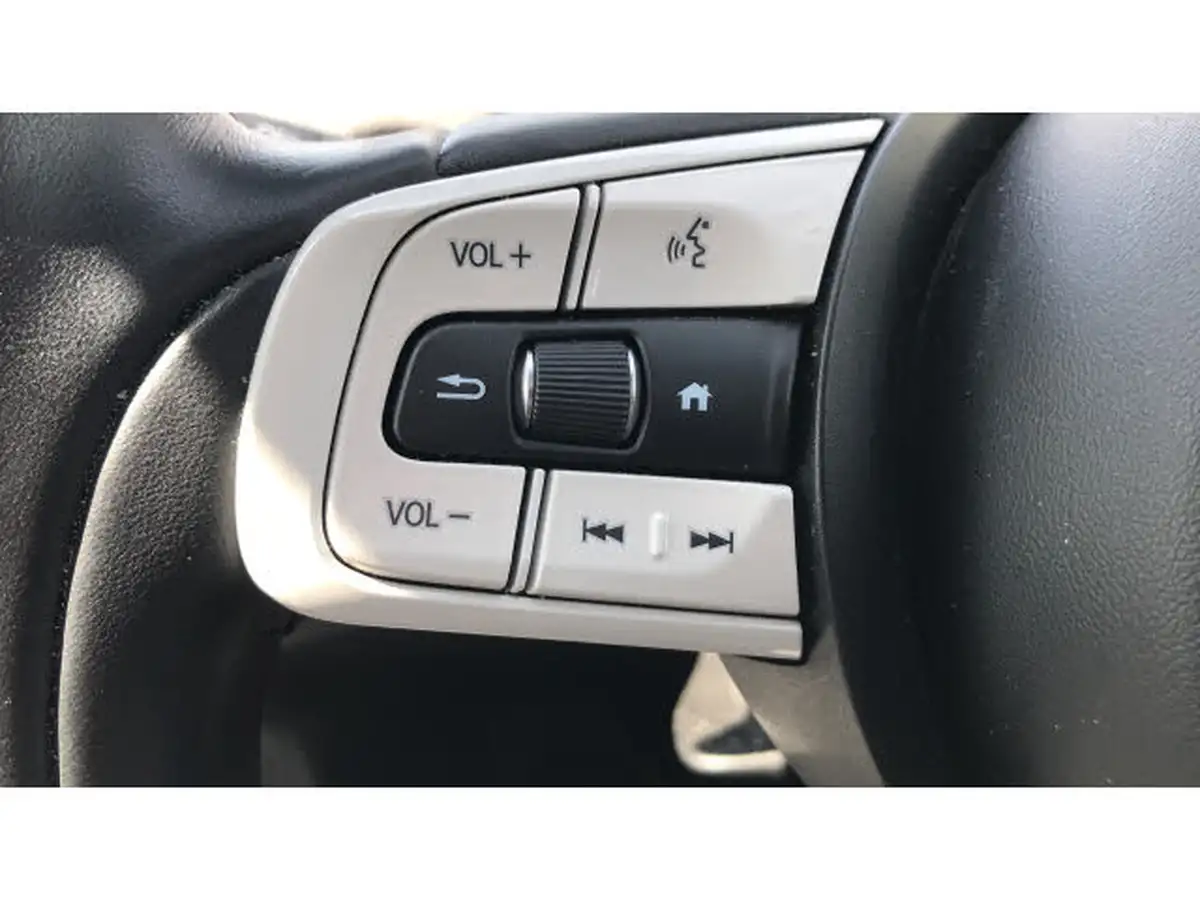 2021-honda-jazz-15-i-mmd-crosstar-ex-109ps-two-tone-big-32