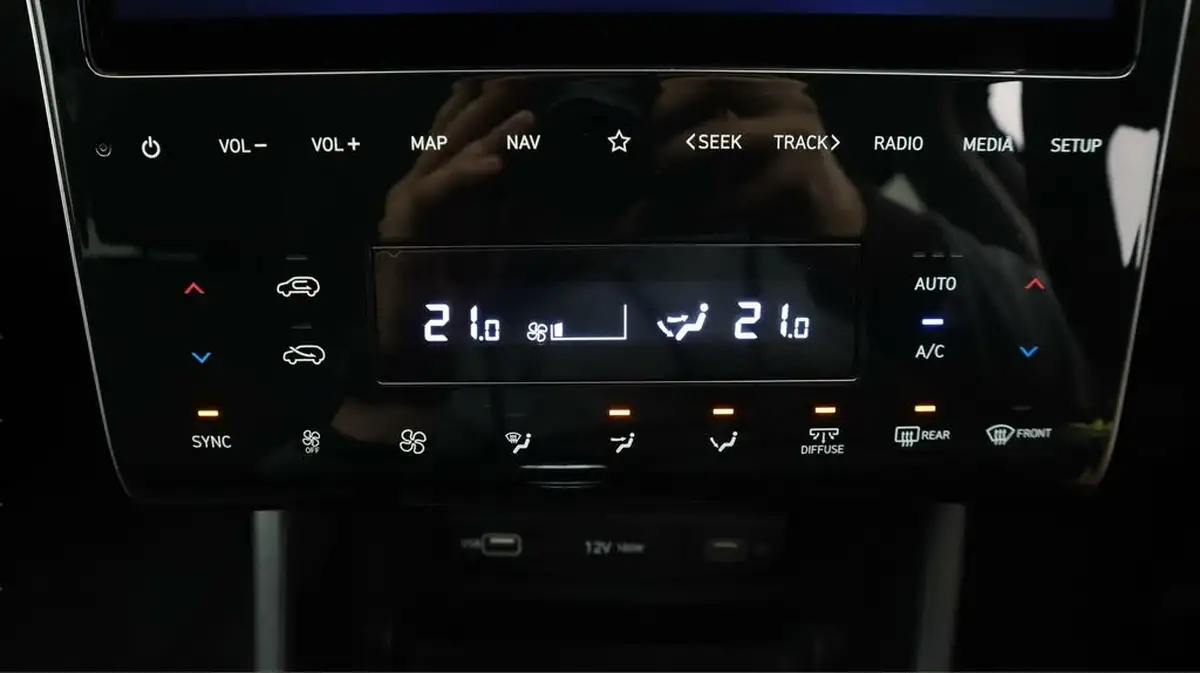 2022-hyundai-tucson-16-t-gdi-se-connect-150ps-big-12