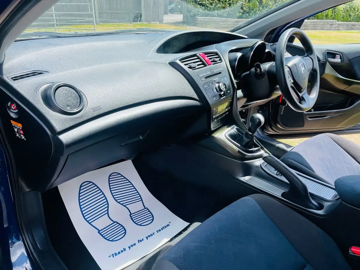 2013-honda-civic-16td-se-big-42