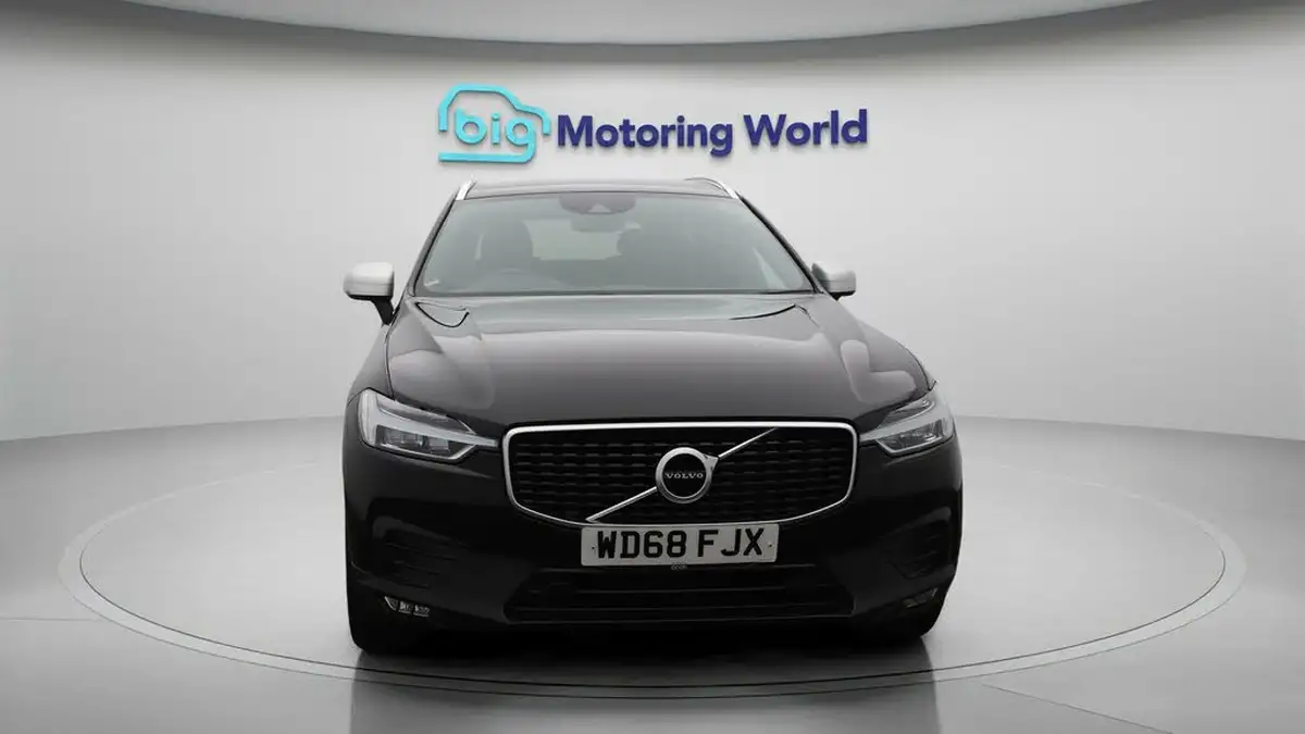 2018-volvo-xc60-20td-d4-r-design-4x4-geartronic-big-2