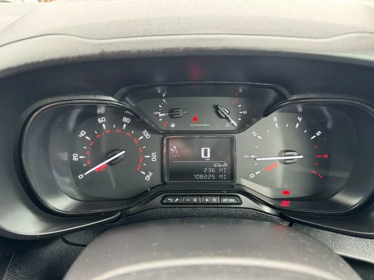2019-citroen-berlingo-16bluehdi-650-enterprise-big-11