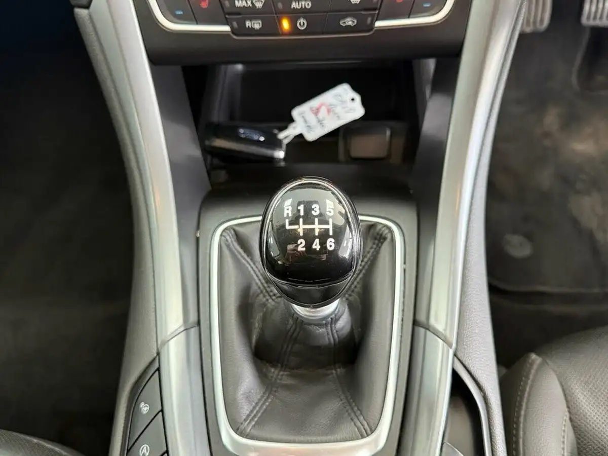 2019-ford-mondeo-15t-titanium-edition-estate-big-52