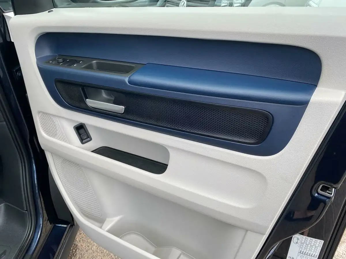 2024-volkswagen-idbuzz-e-style-standard-big-25