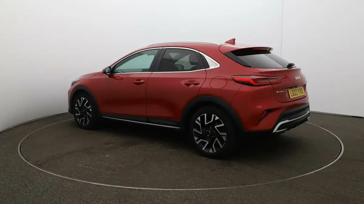 2023-kia-xceed-15-t-gdi-3-158bhp-big-33