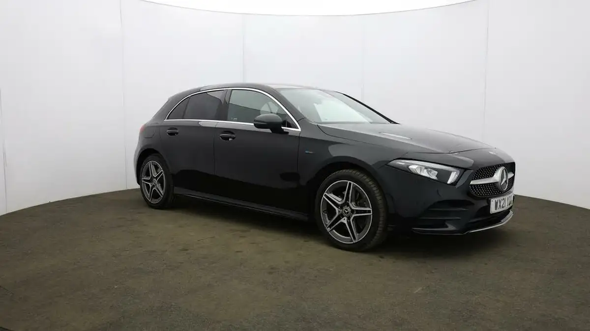 2021-mercedes-benz-a-class-13-a250e-amg-line-hatchback-5d-big-39