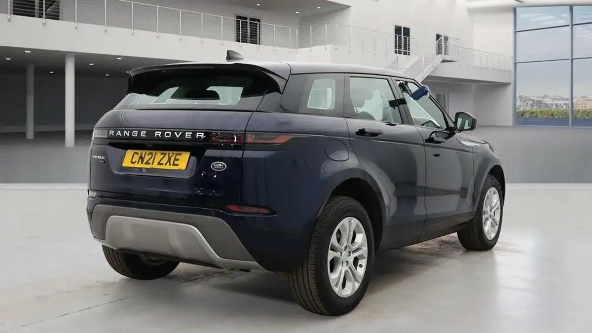 2021-land-rover-range-rover-evoque-15-p300e-s-big-7