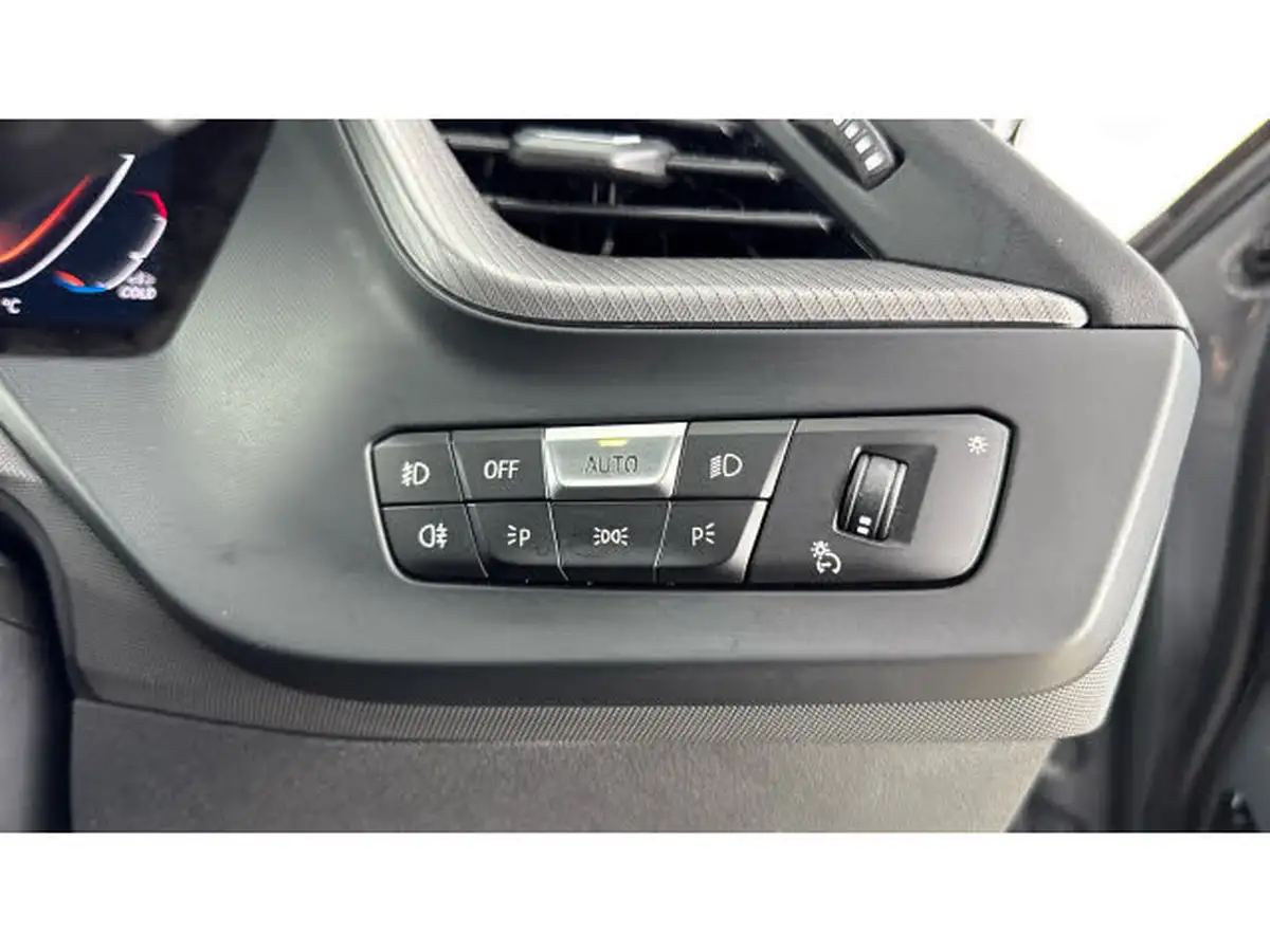 2023-bmw-1-series-15-118i-m-sport-lcp-dct-big-30
