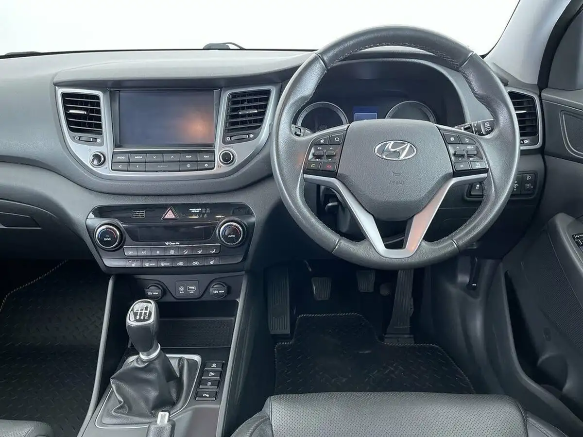 2015-hyundai-tucson-20crdi-blue-drive-premium-big-33
