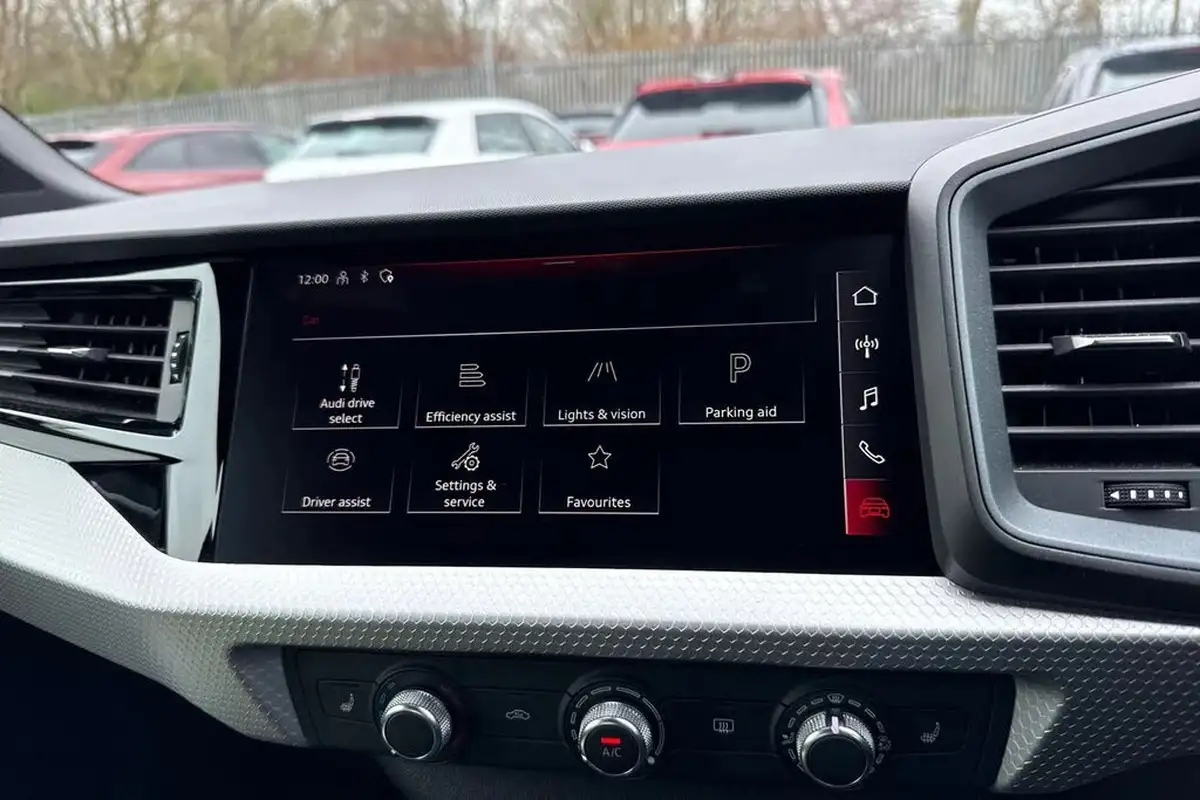2023-audi-a1-10-30-tfsi-s-line-big-52