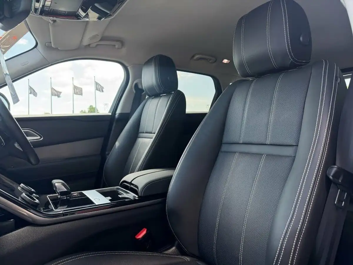 2022-land-rover-range-rover-velar-20-d200-s-big-2