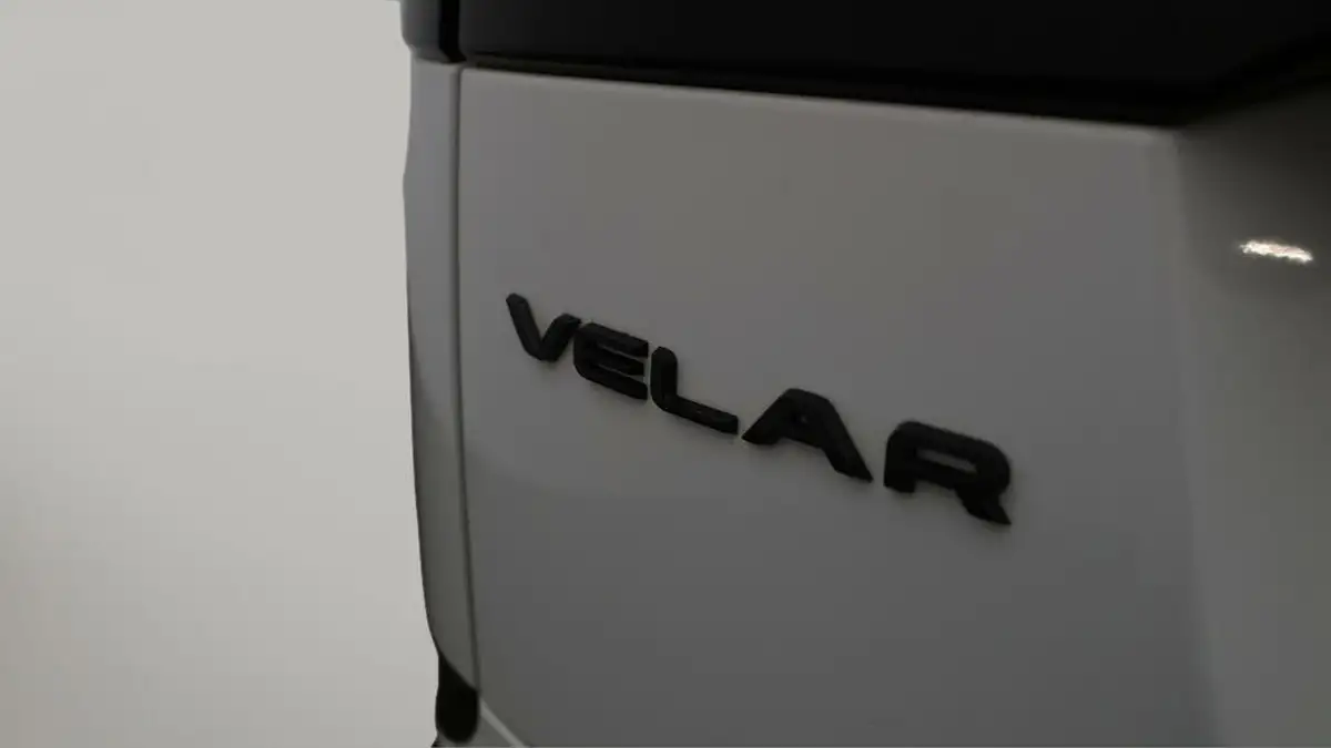2022-land-rover-range-rover-velar-20-d200-r-dynamic-se-big-19