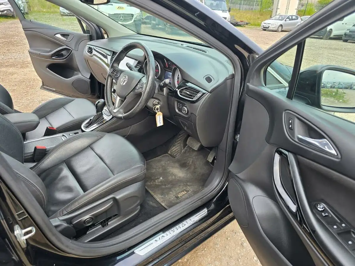 2018-vauxhall-astra-14i-16v-turbo-elite-nav-150ps-ss-hatchback-auto-big-26
