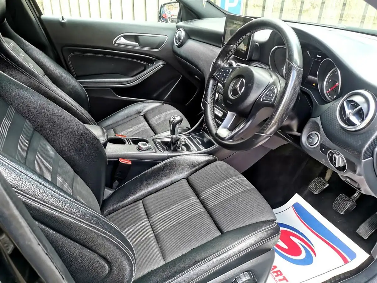2018-mercedes-benz-a-class-15d-a180d-sport-edition-big-6