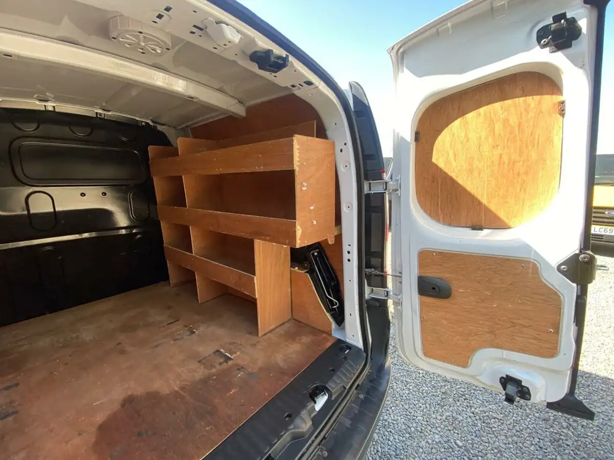 2015-renault-kangoo-15td-ml19-dci-75-business-panel-big-41