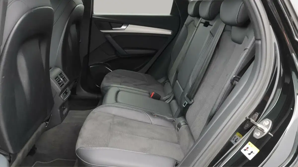 2022-audi-q5-20-50-tfsi-e-s-line-station-wagon-big-16