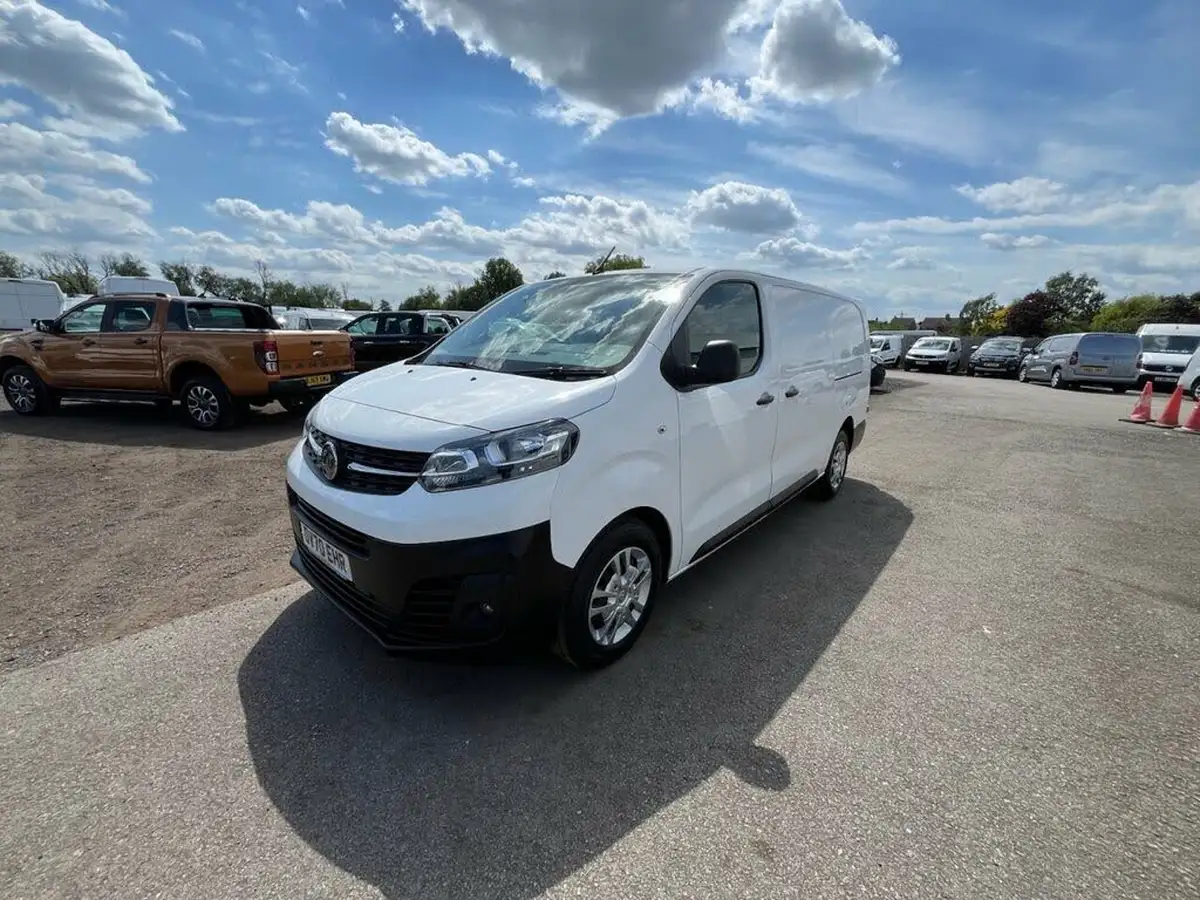 2020-vauxhall-vivaro-20td-3100-l2h1-dynamic-big-5
