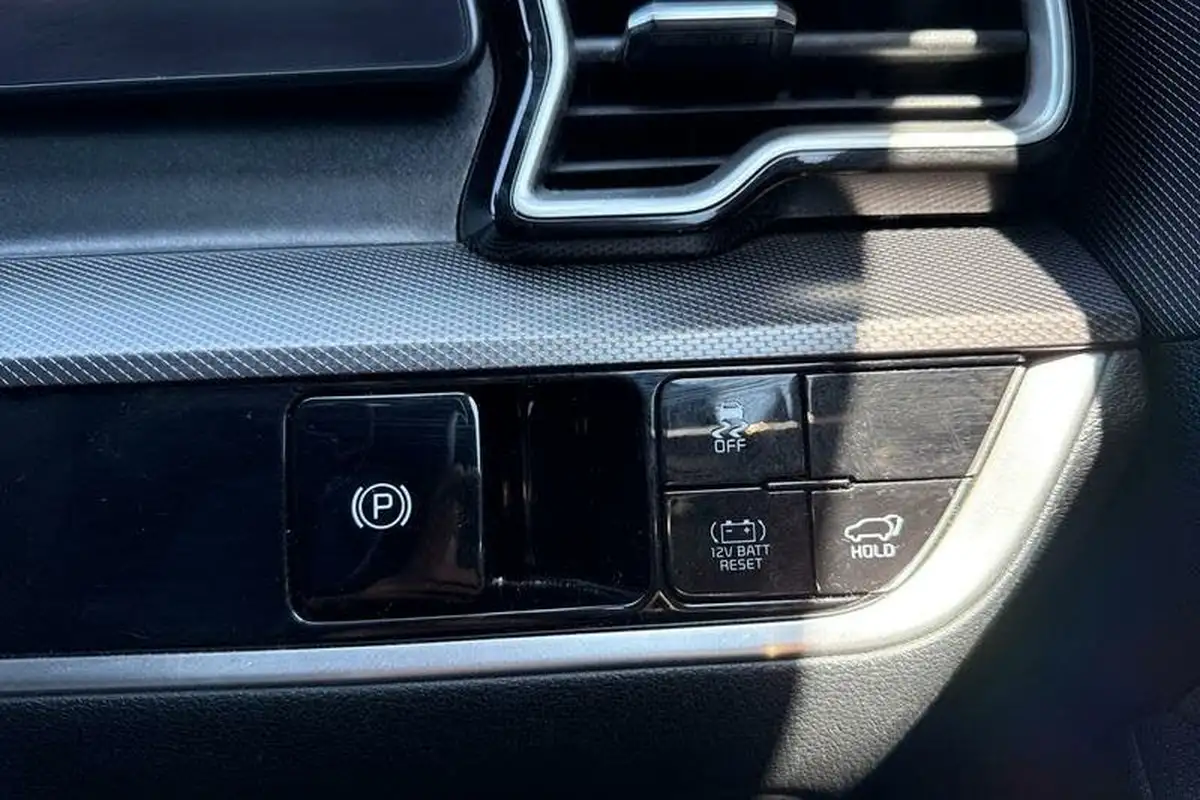 2022-kia-sportage-16-t-gdi-gt-line-s-226bhp-hev-1598cc-auto-big-34