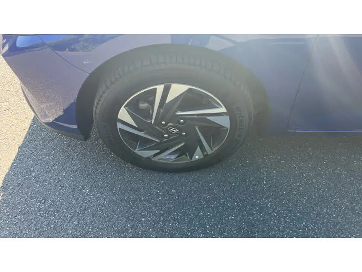 2023-hyundai-i20-10-t-gdi-se-connect-eclutch-imt-big-36
