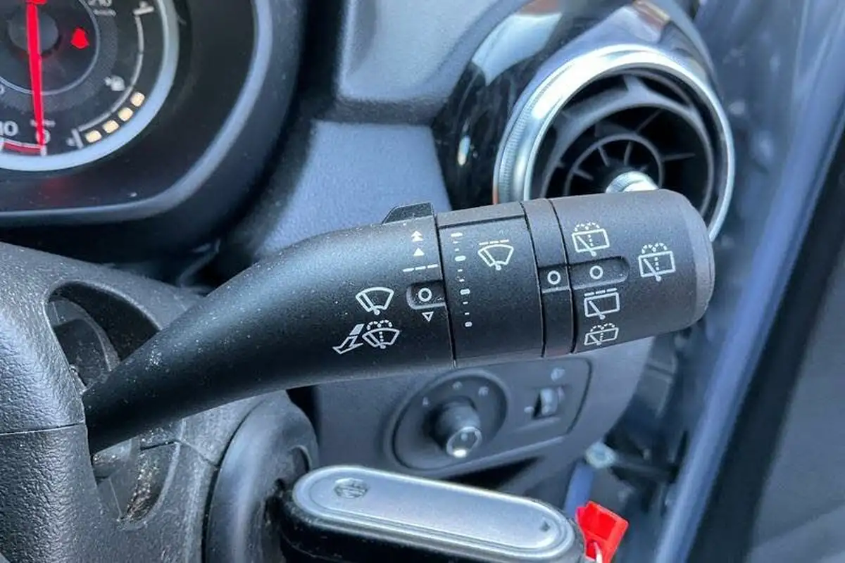 2022-mg-mg3-15-vti-tech-exclusive-nav-big-14