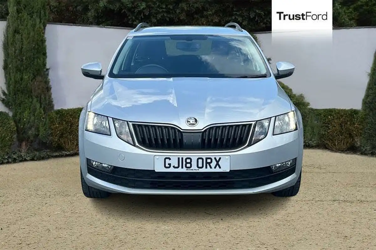 2018-skoda-octavia-10-tsi-se-estate-big-5