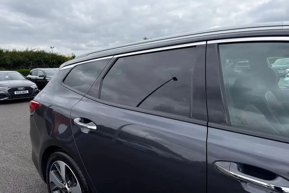 2018-kia-optima-20-t-gdi-gt-big-35