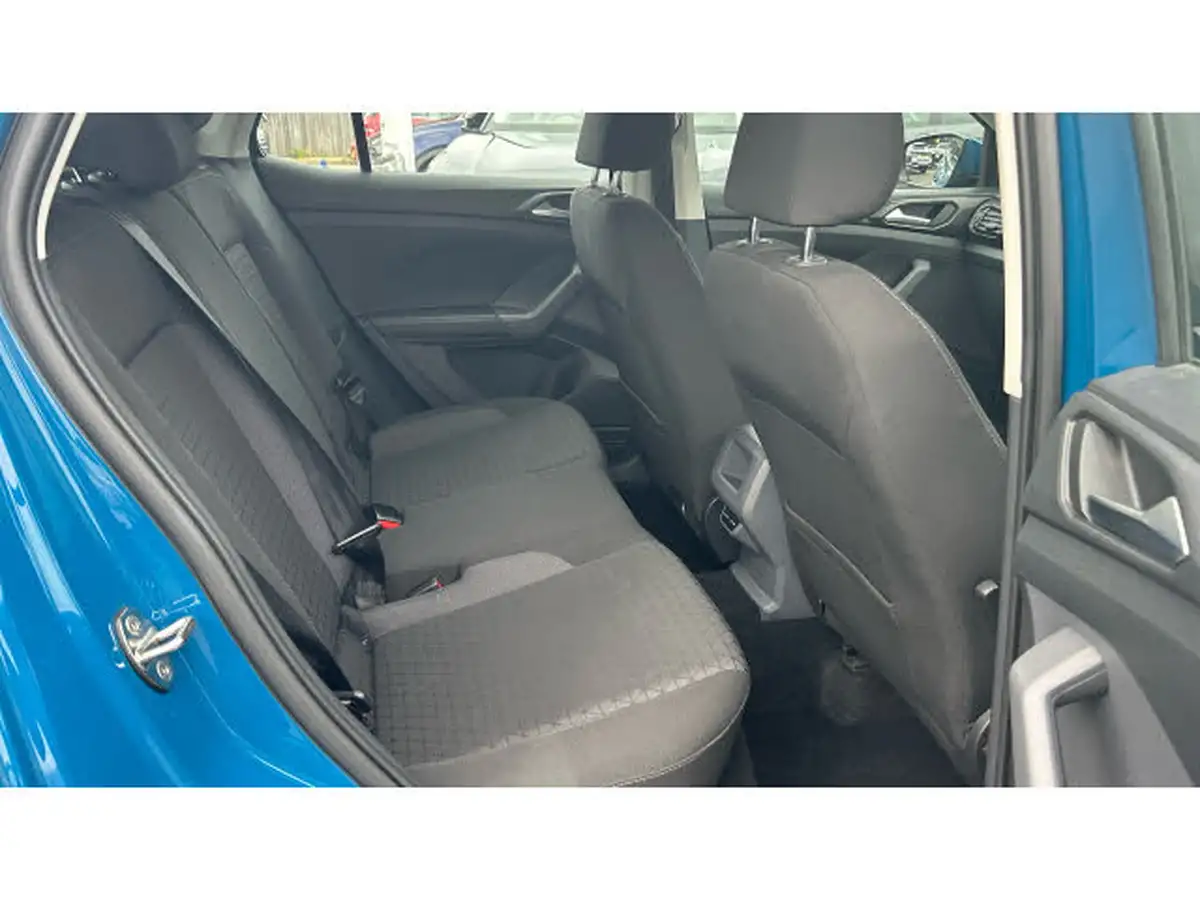2021-volkswagen-t-cross-10-tsi-se-110ps-big-26
