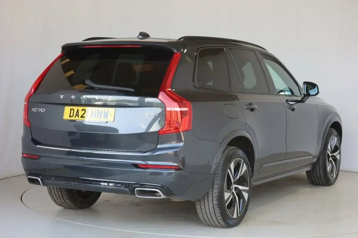 2021-volvo-xc90-20td-b5-r-design-big-19