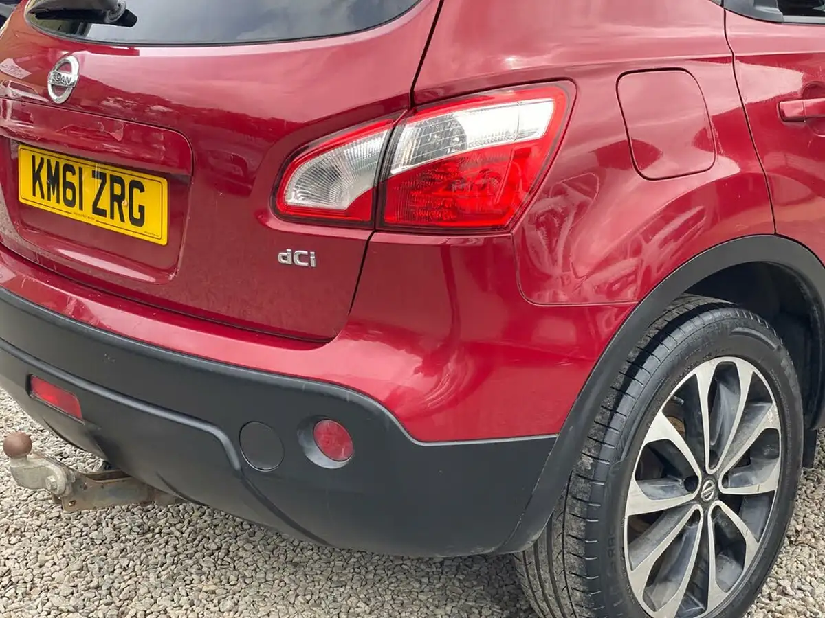 2012-nissan-qashqai-15td-n-tec-big-55