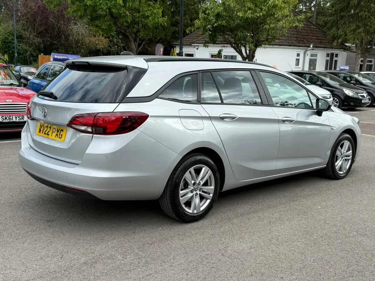 2021-vauxhall-astra-12-turbo-business-edition-nav-130ps-estate-big-35