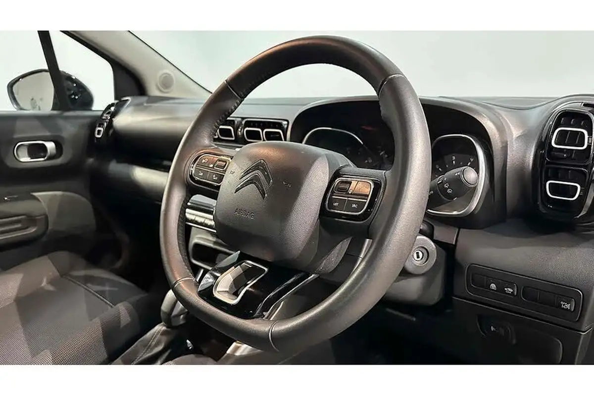 2023-citroen-c3-aircross-12-puretech-shine-130ps-eat6-big-26