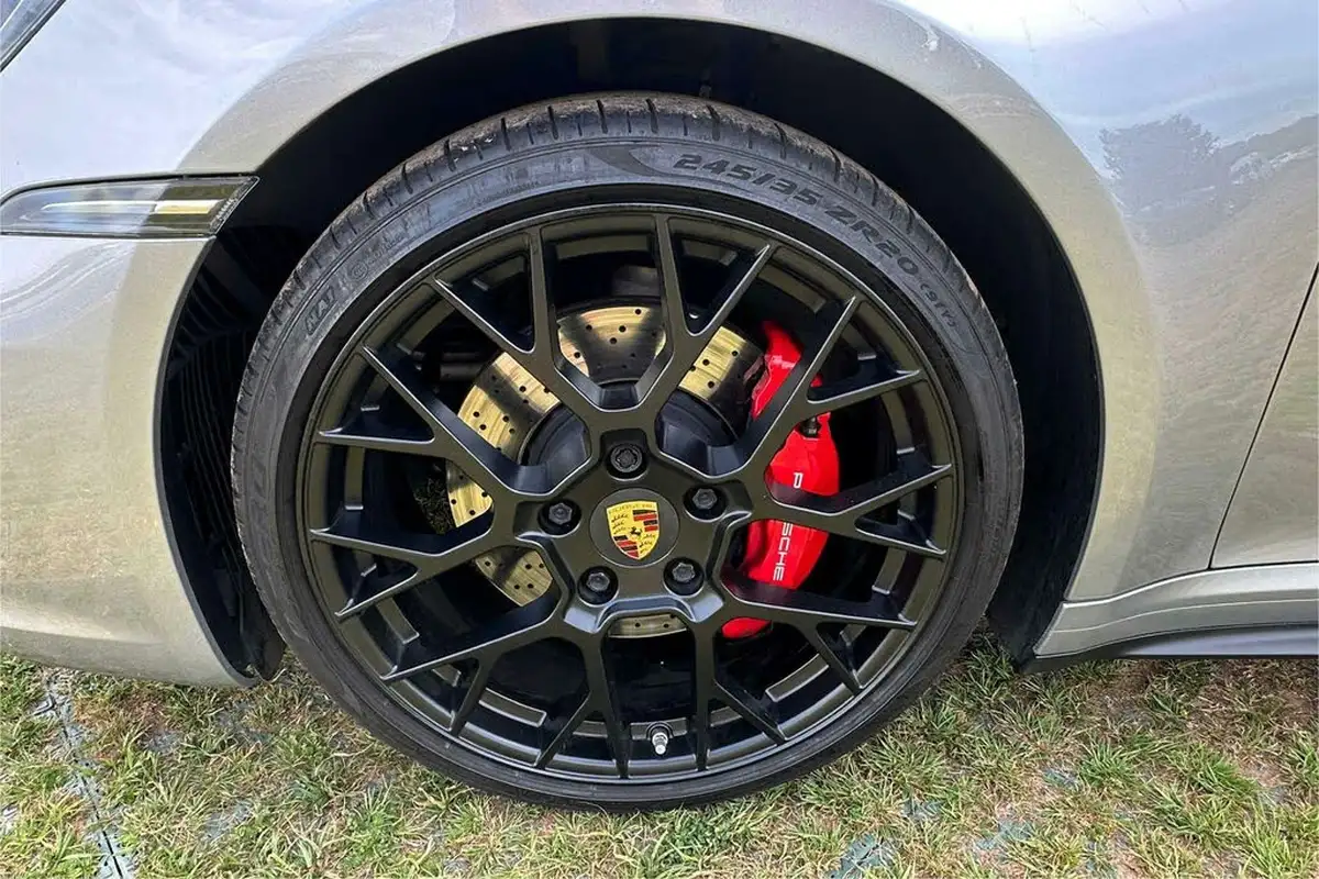 2020-porsche-911-30-carrera-s-cabriolet-pdk-big-2