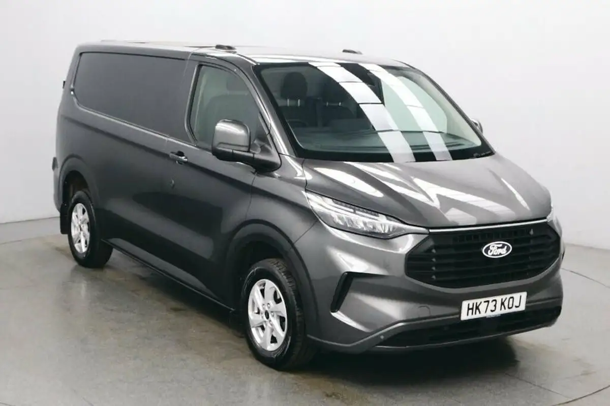 2024-ford-transit-custom-20tdci-320-l1h1-limited-136pseu6e-panel-van-1996cc-auto-big-9