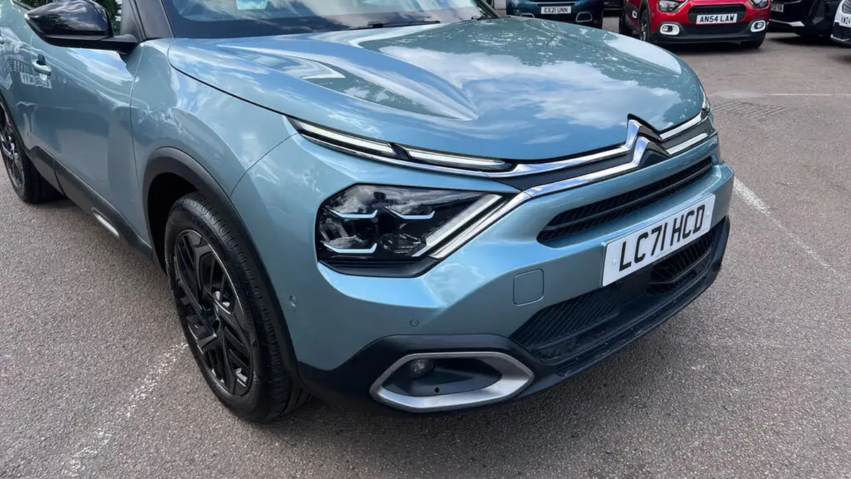 2021-citroen-c4-12-puretech-shine-130ps-big-46