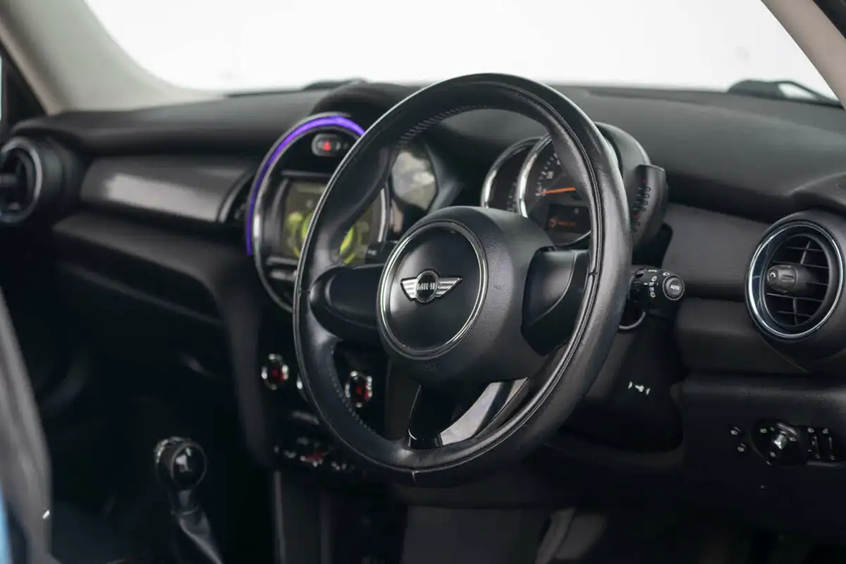 2016-mini-cooper-15td-cooper-d-ss-hatchback-3d-big-2
