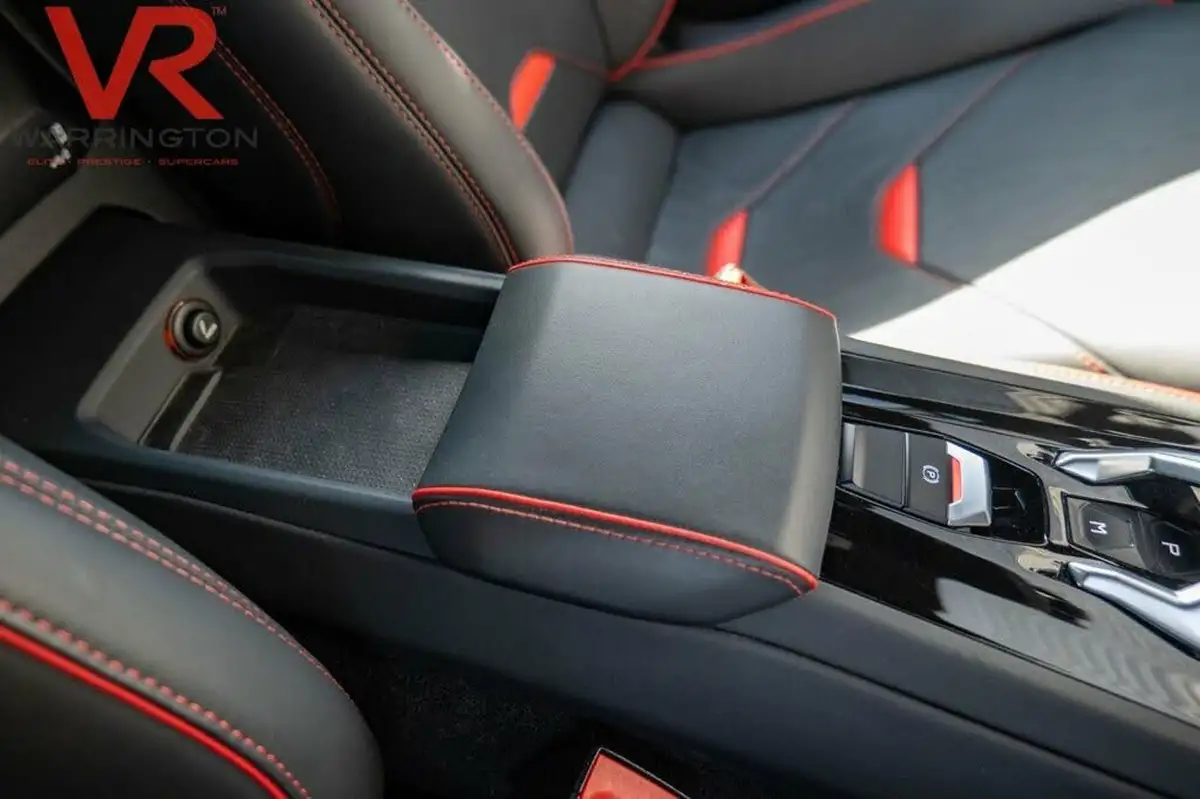 2022-lamborghini-huracan-52-evo-640ps-4wd-coupe-big-24