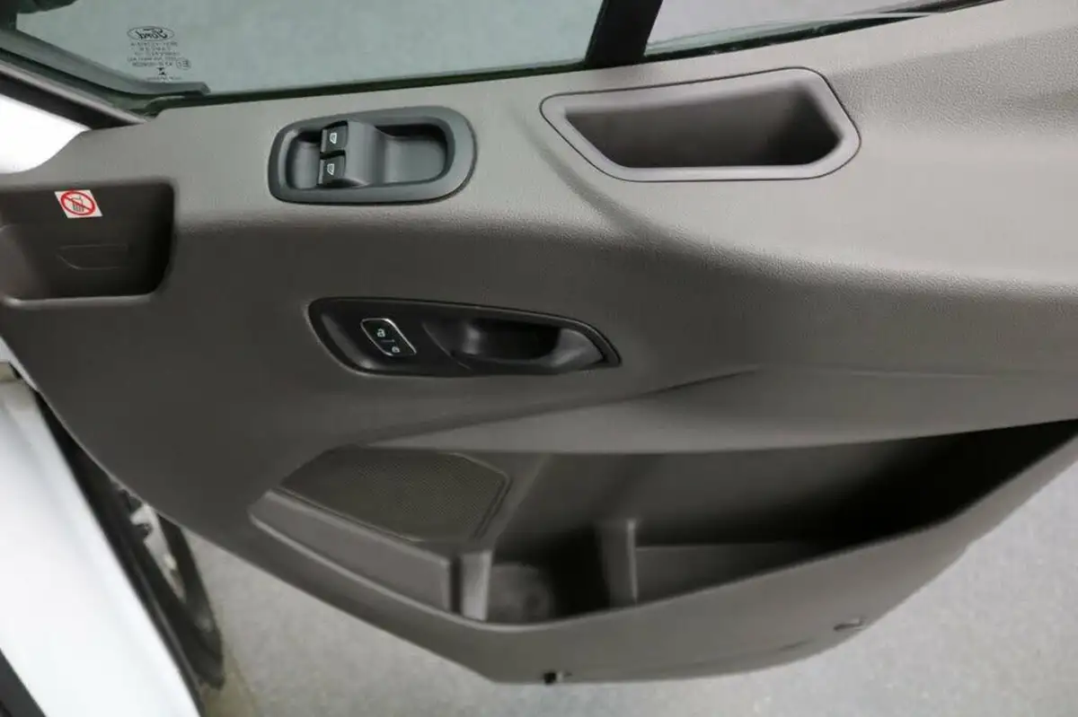 2022-ford-transit-big-60