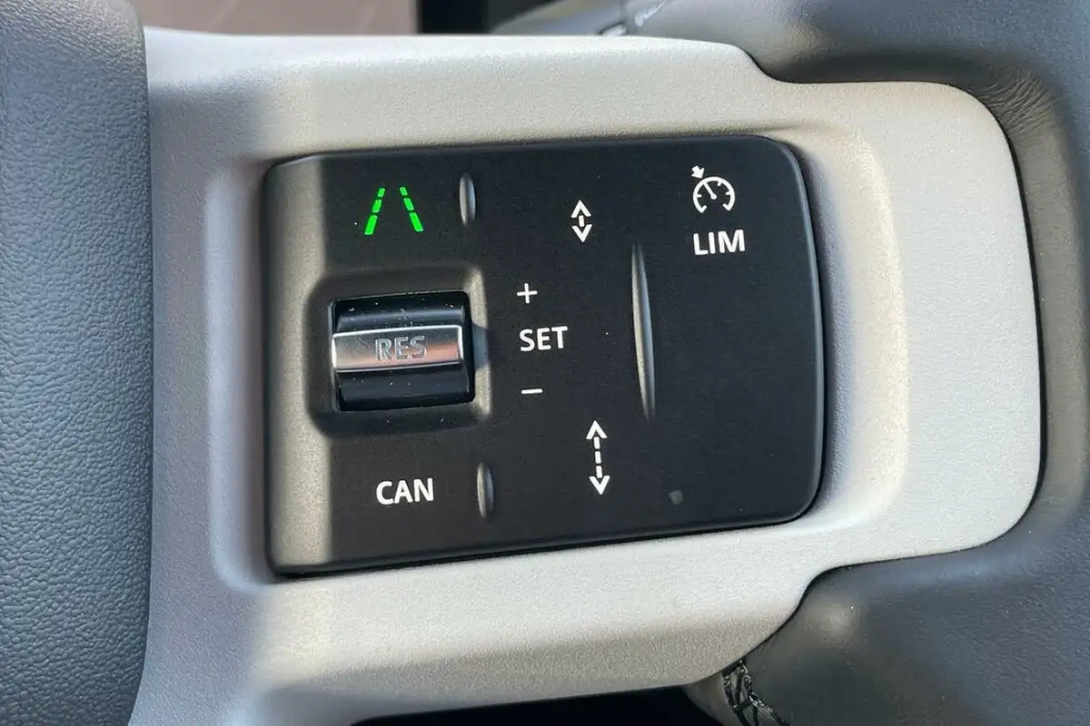 2024-land-rover-90-defender-30-d350-x-dynamic-se-big-26