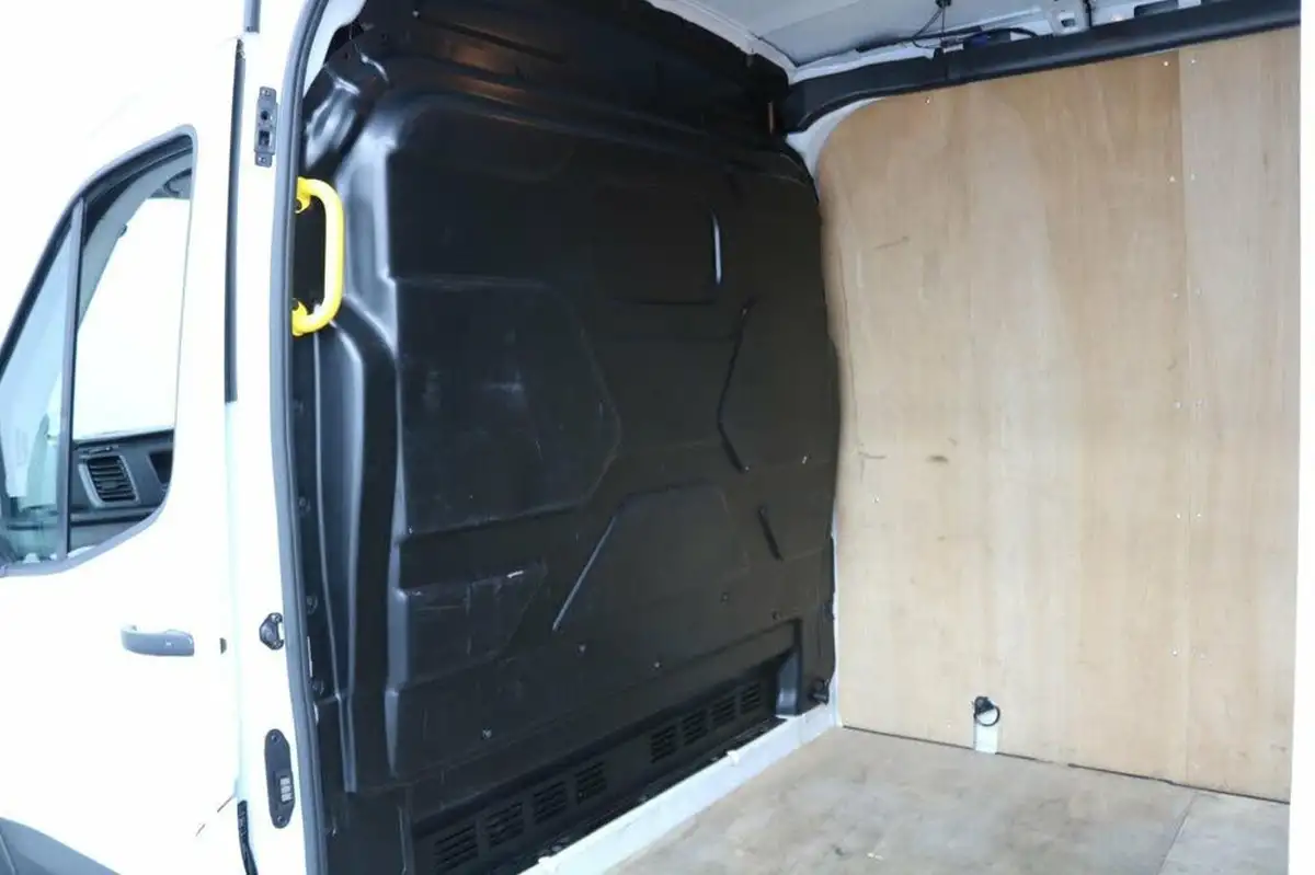2022-ford-transit-big-12