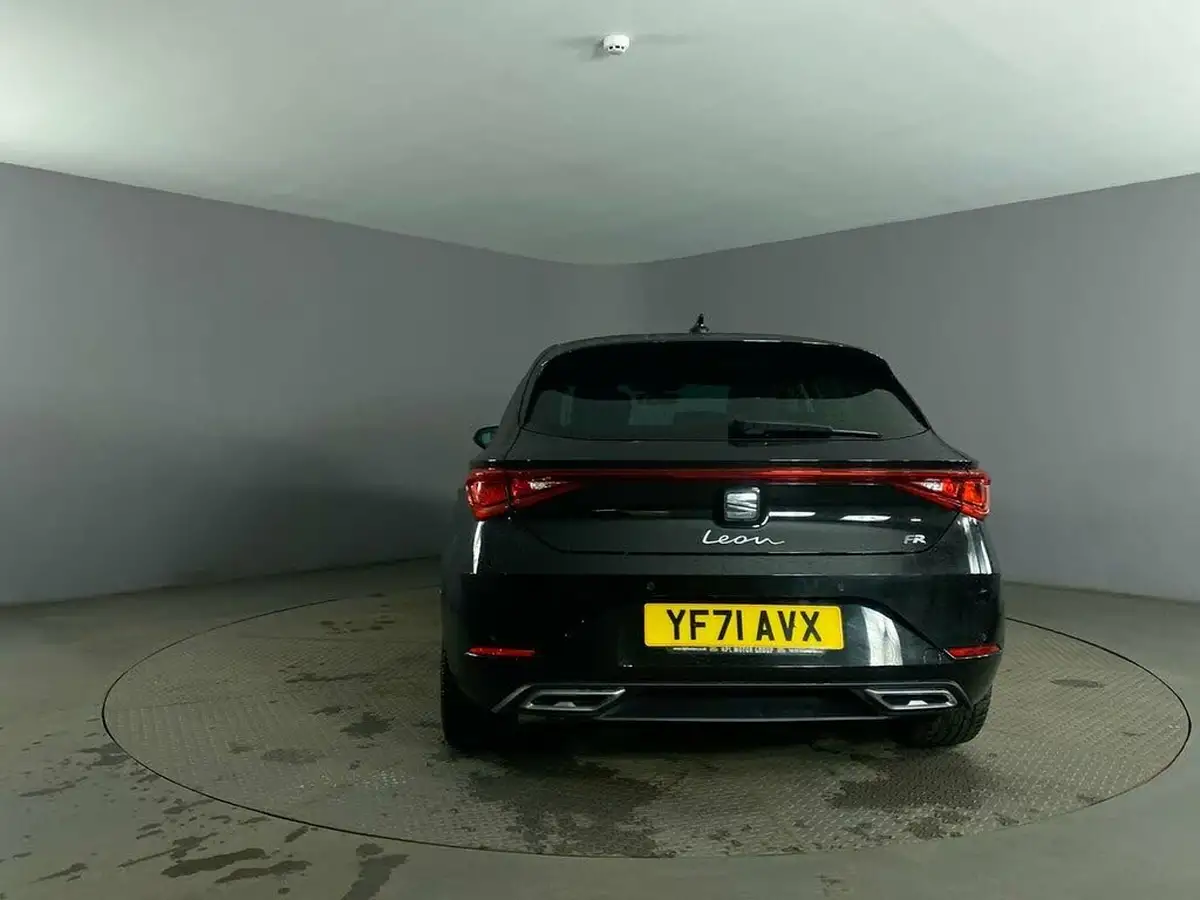 2021-seat-leon-15-tsi-evo-fr-130ps-hatchback-big-6