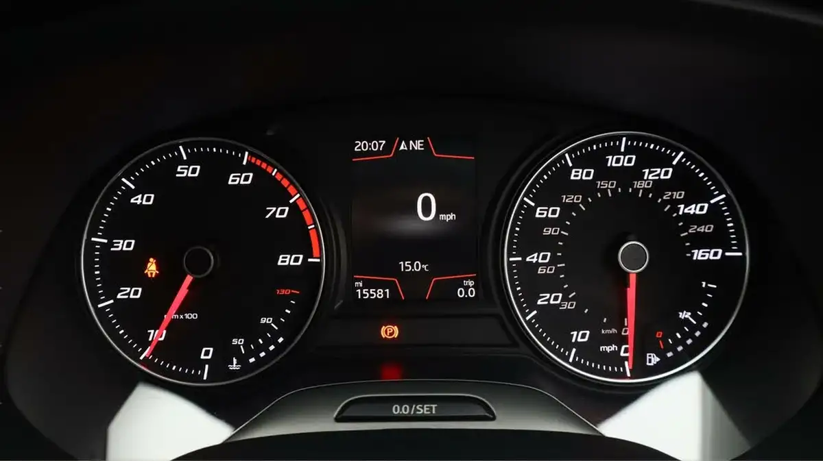 2019-seat-leon-15-tsi-evo-fr-130ps-hatchback-big-10