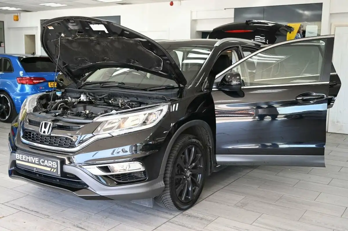 2017-honda-cr-v-16i-dtec-black-edition-big-11