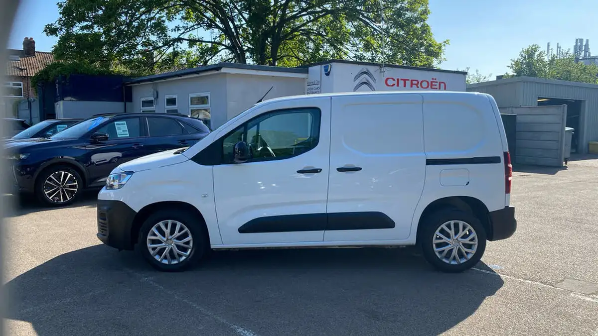 2022-citroen-berlingo-15bluehdi-1000-enterprise-pro-100pseu6d-big-5